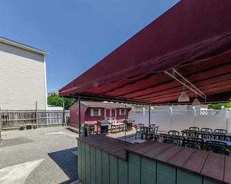 Marlane Motel - Wildwood - Patio