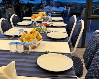 Marine View Hotel - Yalova - Ресторан
