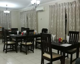 Lepatino Bed & Breakfast - Livingstone - Restaurant