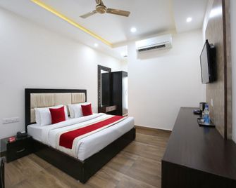 Treebo Red Petal Jalandhar - Jalandhar - Habitación
