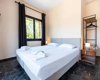 Stone Palace Hotel - Spata