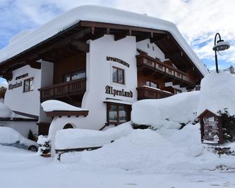 Appartements Alpenland Pertisau - Pertisau - Gebäude