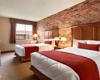 Travelodge by Wyndham North Bay - North Bay - Bedroom