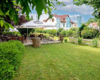 Hotel Hirsch - Heidenheim - Patio