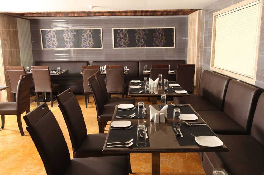 Hotel Karpagam International Salem - Salem - Restaurante