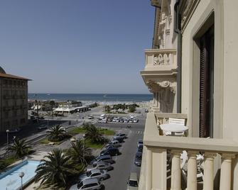 Hotel Marchionni - Viareggio - Varanda