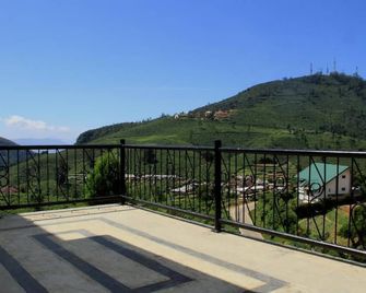 休閒之家酒店 - 奴娃拉伊利雅 - 陽台