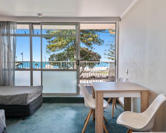 Quality Inn Napier - נפייר - חדר שינה