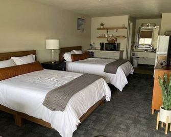 Room 7.Angry Salmon Inn - Anchor Point