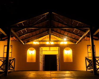 Treepie Safari Lodge - Ashta - Building