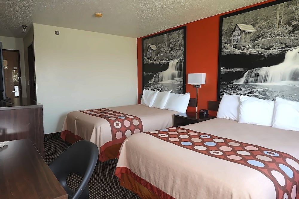 Hillside Inn & Suite - Martinsburg