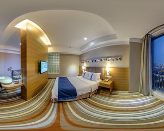 Holiday Inn Express Tianjin Heping By IHG - Tianjin - Bedroom