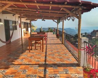 Hotel Posada Jarritos - Cuetzalán del Progreso - Balkon