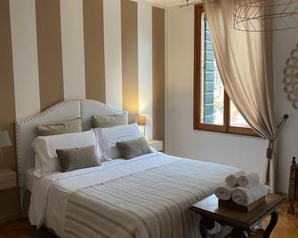 Palazzina300 - Treviso - Habitación