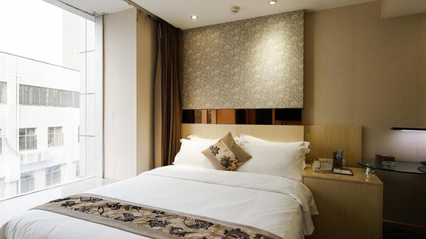 باكو هوتل جوانزو أوزوانج مترو برانش