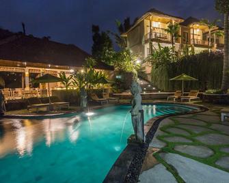 Mesari Hotel Ubud - Ubud - Bể bơi