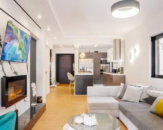 EcoStay - Infinity business class 2BDR apartment by the sea in Alimos - Athen - Wohnzimmer