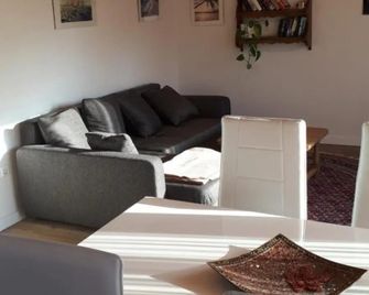 Ferienwohnung Gesine - Leer