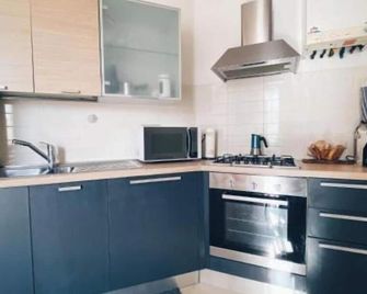 Apartment in Siena with private parking - Siena - Kitchen