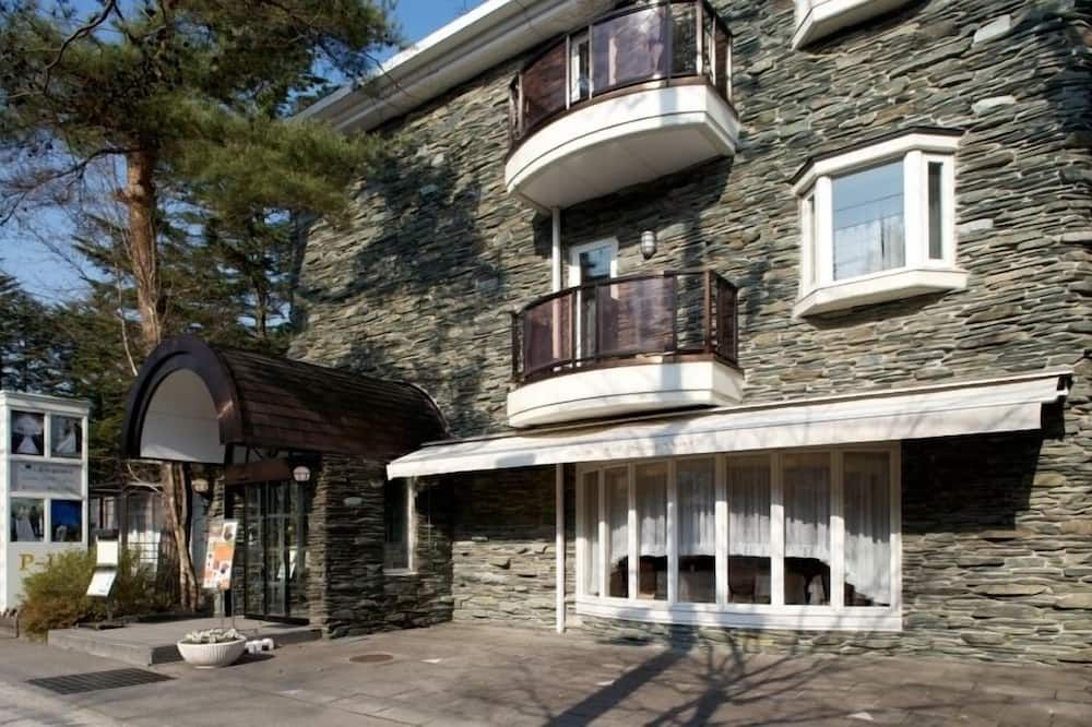 hotel karuizawa elegance - קארויזאווה - בניין