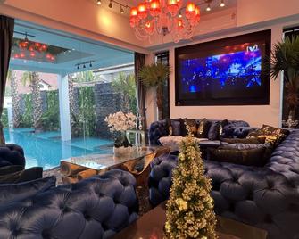 Premium Pool Villa Pattaya - Jomtien - Lounge