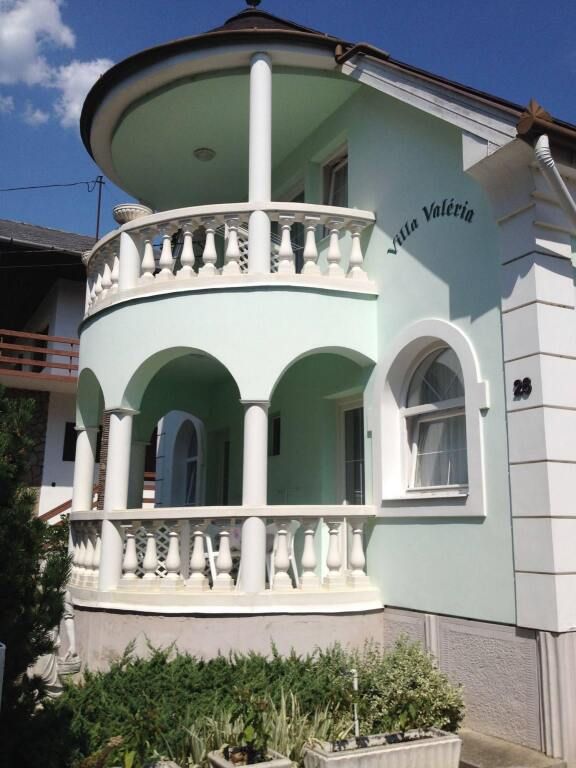 فيلا فاليريا - هيفيز - مبنى