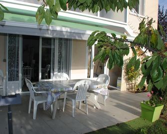 GAP : Rental T3 Ground floor Villa Classification 3 stars - Gap - Патіо
