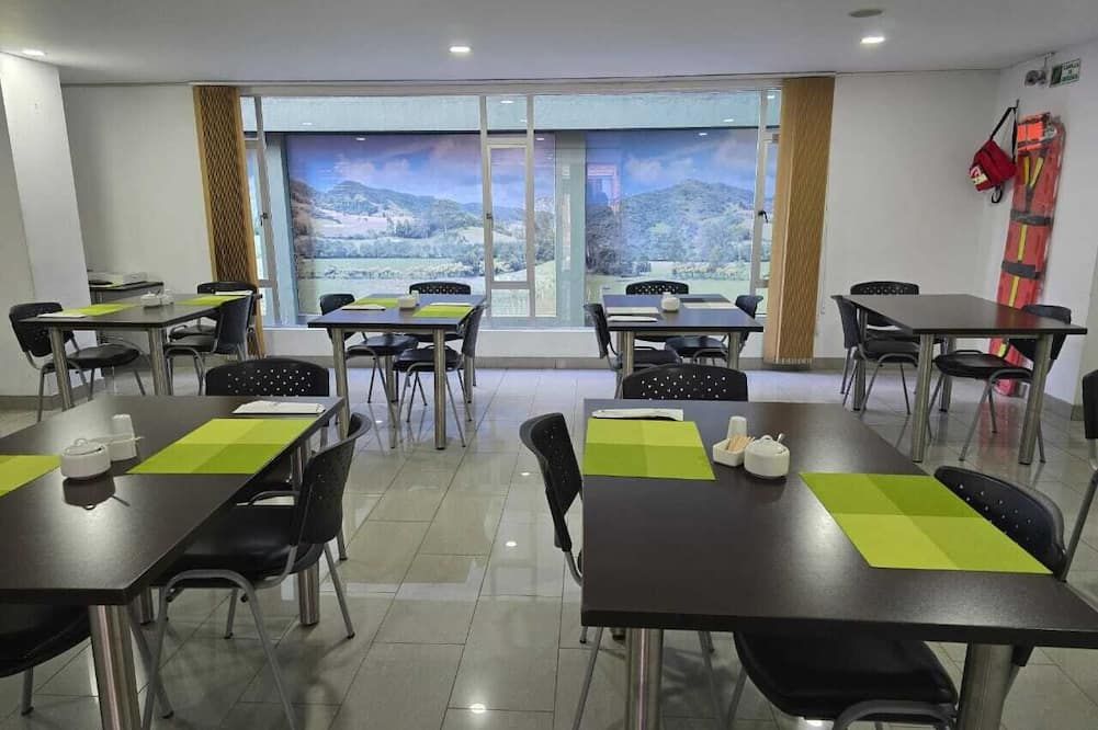 هوتل كاستيلانا 100 - بوغوتا - مطعم