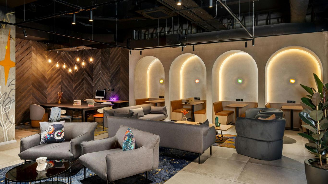 Moxy Belfast City
