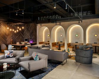 Moxy Belfast City - בלפאסט - טרקלין