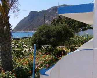Eleni Studios - Kefalos - Balkon
