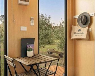 The Little Grove Retreat by Tiny Away - West Wyalong - Kamervoorziening