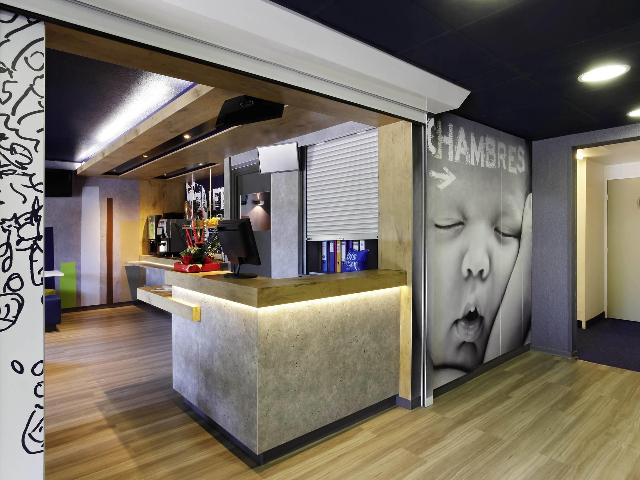 ibis budget Aix-en-Provence Est Le Canet thumbnail 2