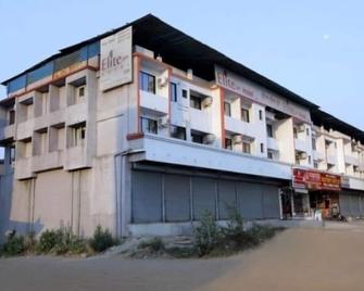Hotel Elite Inn - Lonavala - Building