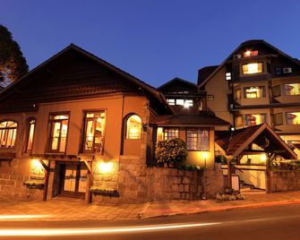 بوسادا دو فيردي - غرامادو - مبنى