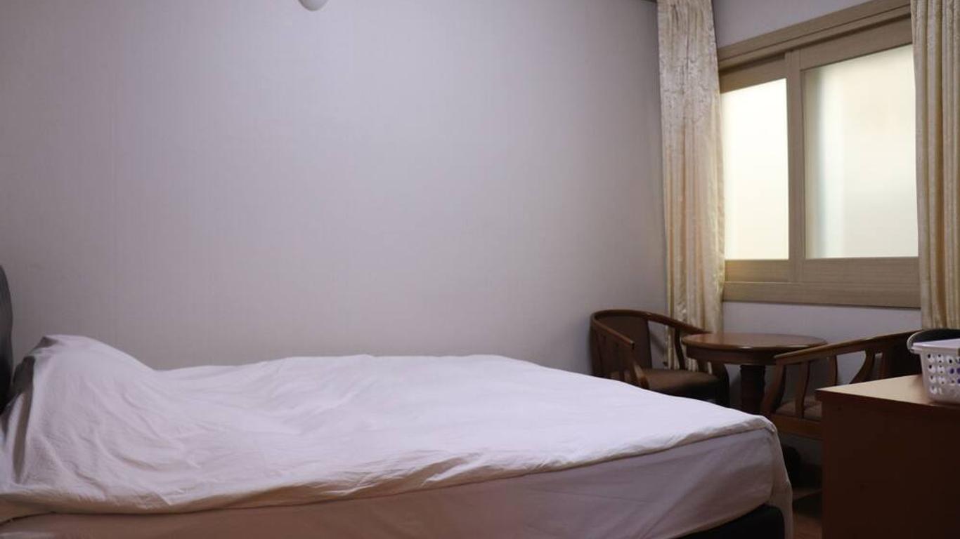 Orasung Motel