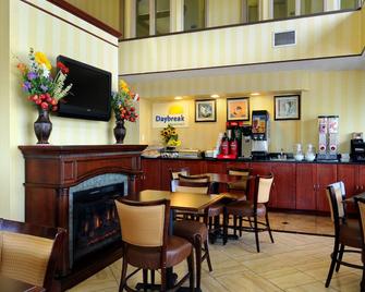 Days Inn by Wyndham Utica - Utica - Restaurante