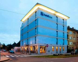 Hotel Blue Bratislava - Bratislava - Building