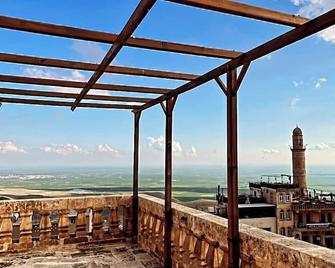 Zinciriye Hotel - Mardin - Balcony