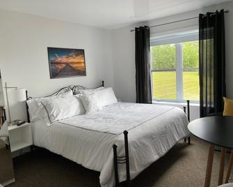 Au Sommet Du Lac Magog - Magog - Bedroom