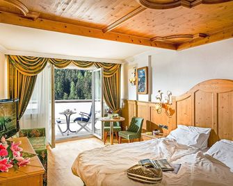 Diamant Spa Resort - St. Christina in Gröden - Schlafzimmer