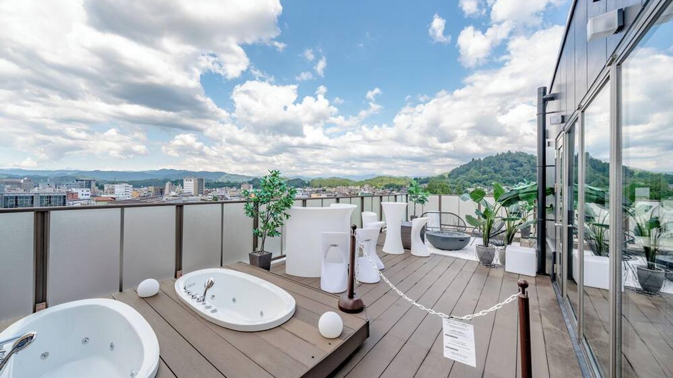 وات هوتل آند سبا هيدا تاكاياما