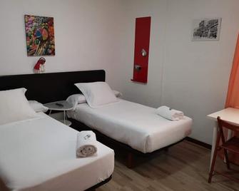 Pensión Las Rías - อา โกรูญา - ห้องนอน