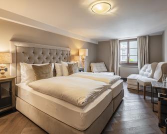 Boutiquehotel Weisses Rössl - אינזברוק - חדר שינה