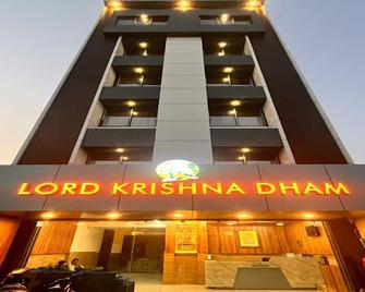 The Castle Crown - Hotel Lord Krishna - Dwārka - Будівля