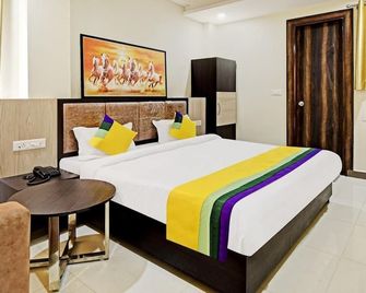Hotel Shashwat - Gorakhpur - Habitación