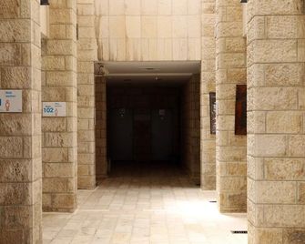 New Gate Hostel - Jerusalén - Pasillo