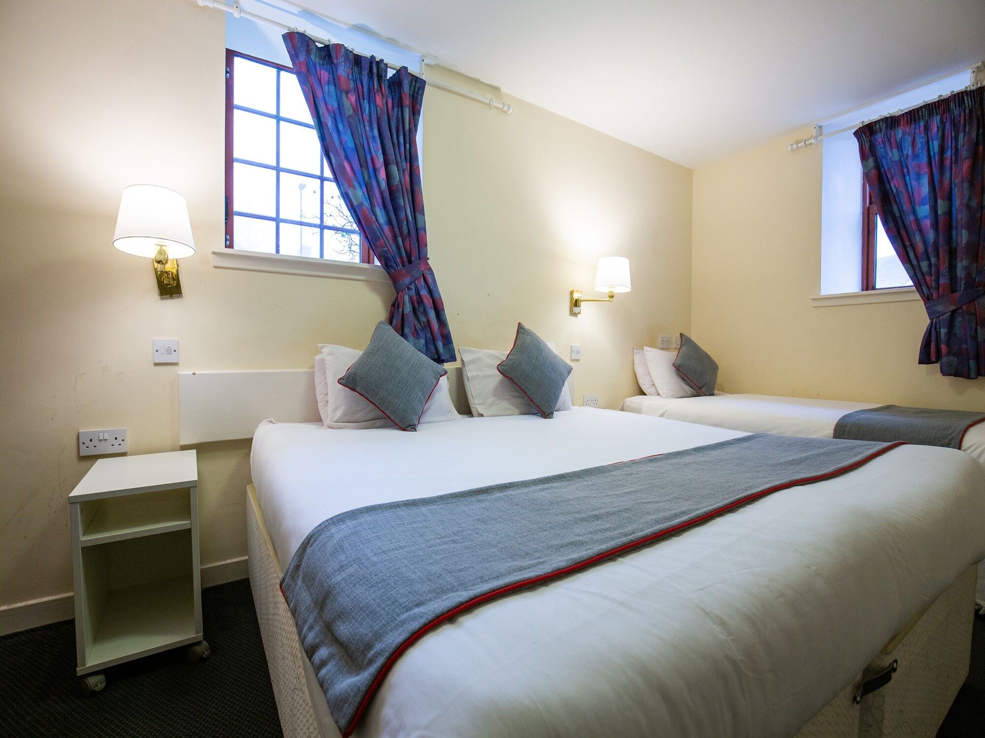 Longforgan Coaching Inn - Dundee