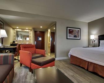 Hampton Inn & Suites Spartanburg-I-26-Westgate Mall - Spartanburg - Bedroom