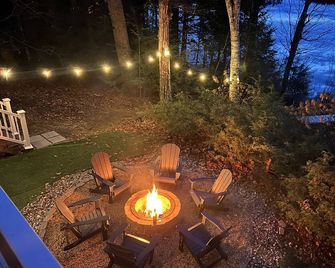 The Lookout at Loon Lake - Private 4Br3B Lakefront - Plymouth